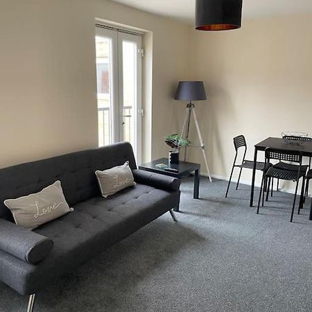 Lovely 1 Bedroom Studio Apartment - Merthyr Tydfil Dış mekan fotoğraf